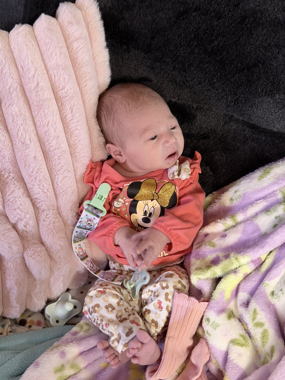 Eyes open, looking around